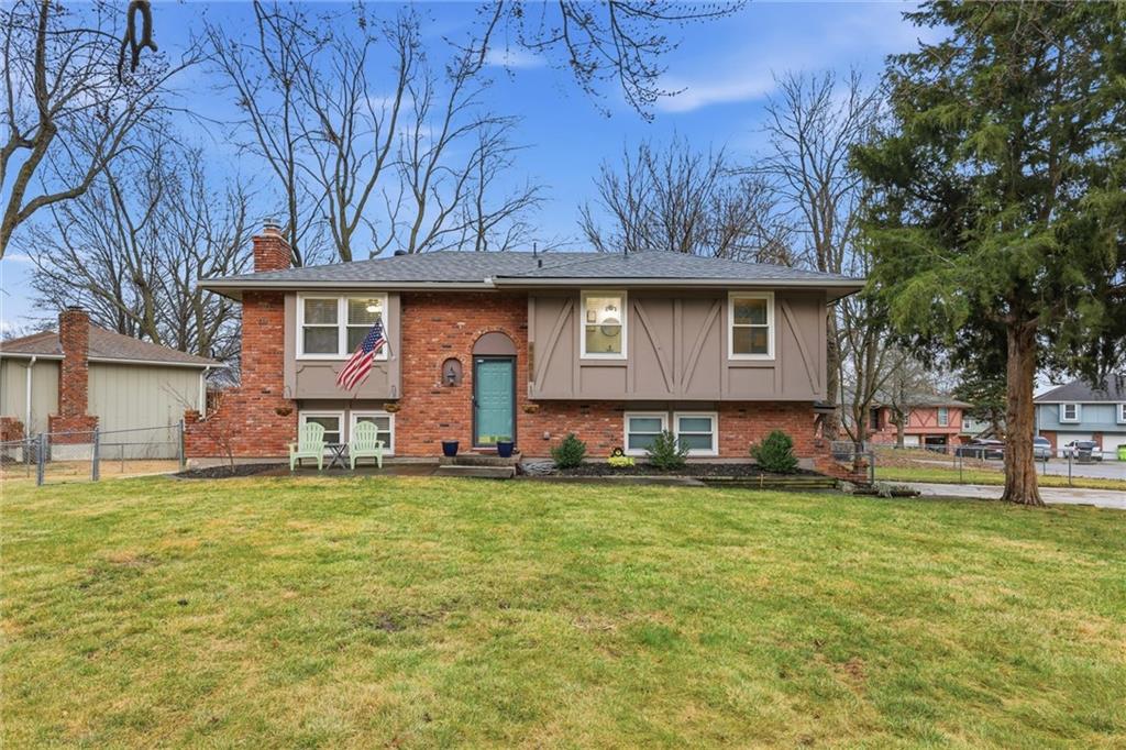 Listing Photo MLS #HMS2595588