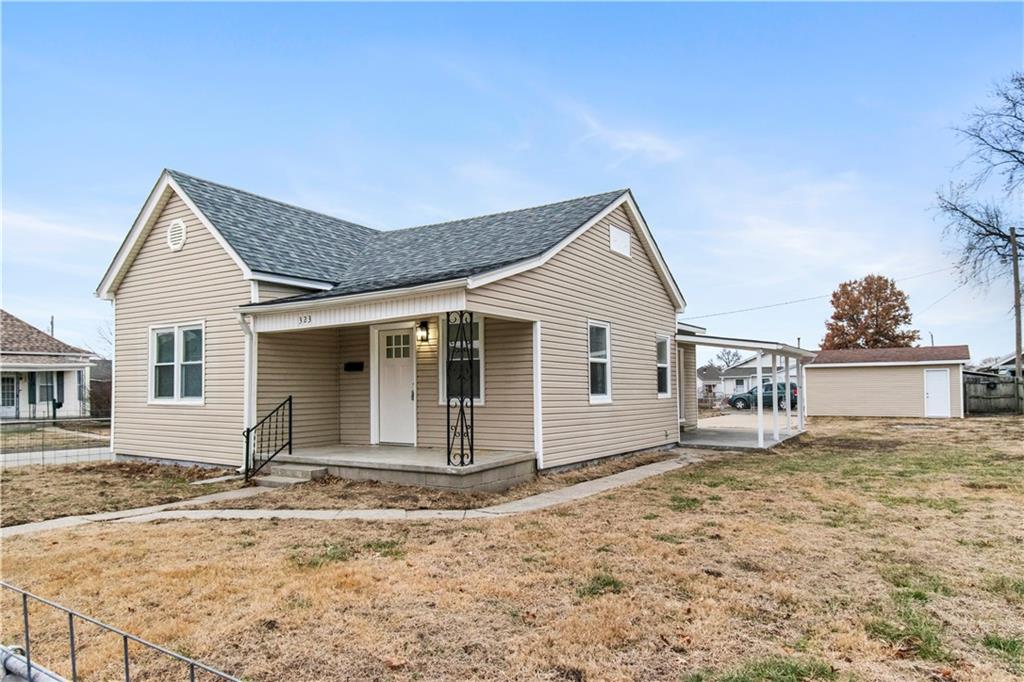 Listing Photo MLS #HMS2595590