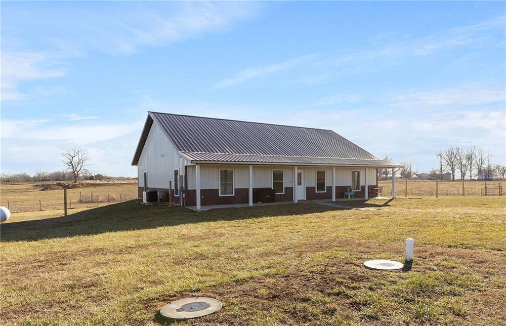 Listing Photo MLS #HMS2595593