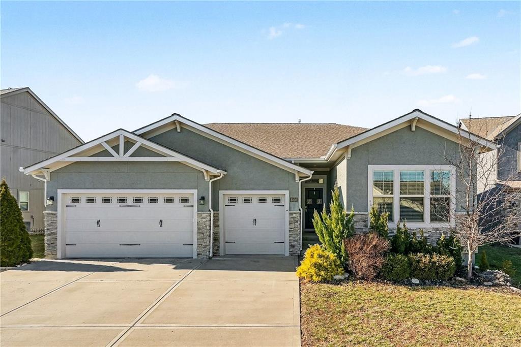 Listing Photo MLS #HMS2595723