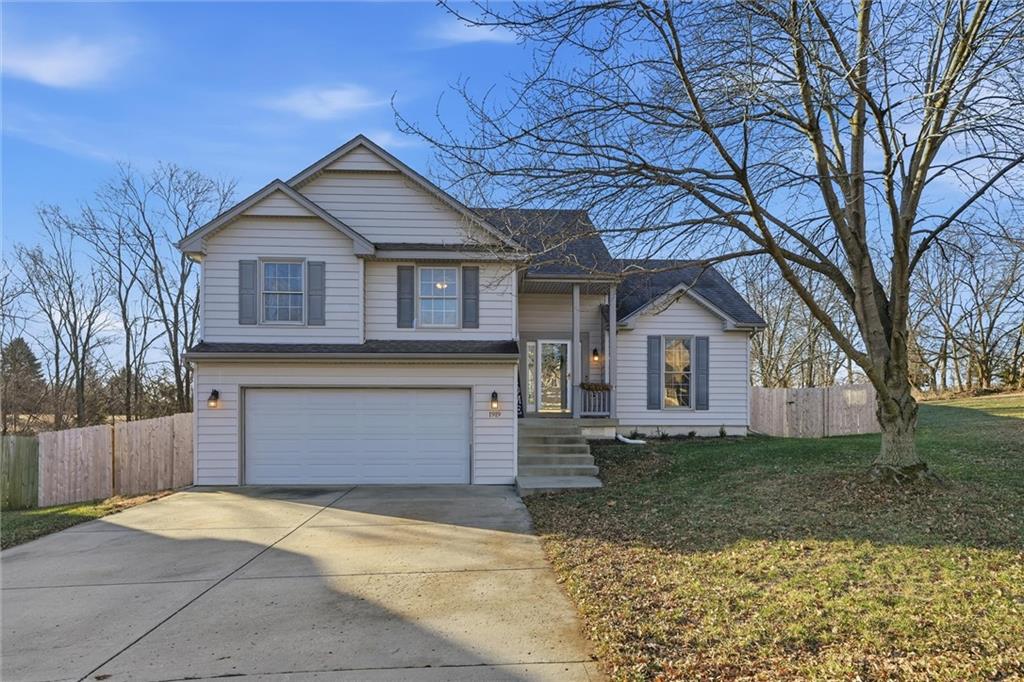 Listing Photo MLS #HMS2595862