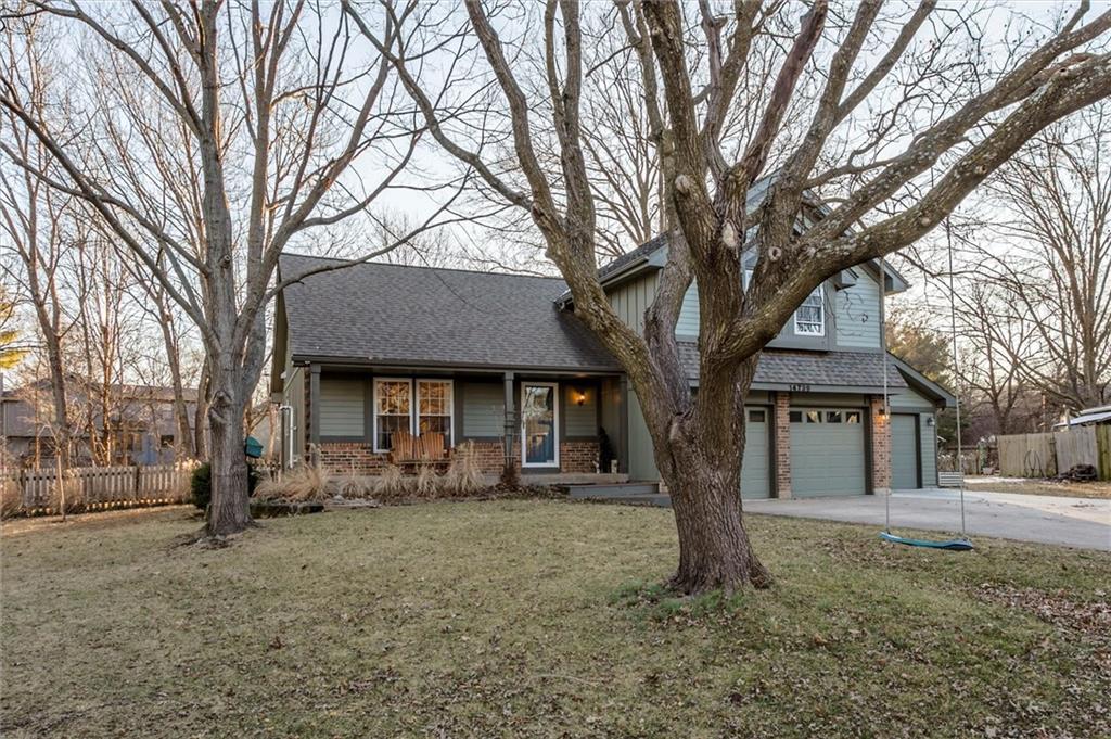 Listing Photo MLS #HMS2595925