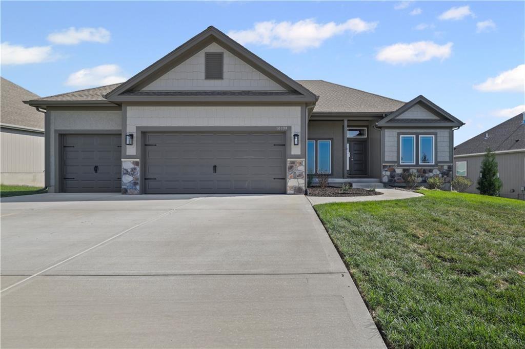 Listing Photo MLS #HMS2596195