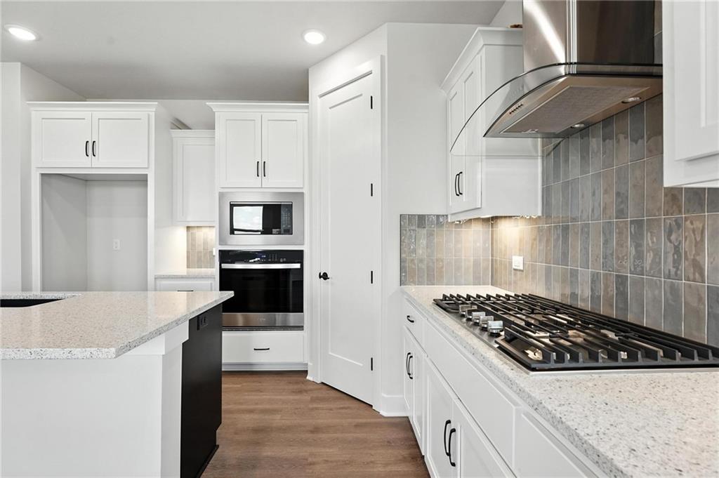 Listing Photo MLS #HMS2596255