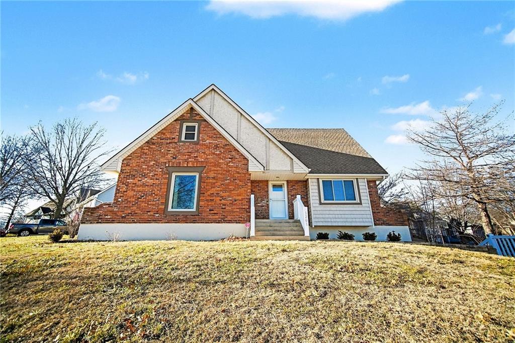 Listing Photo MLS #HMS2596386
