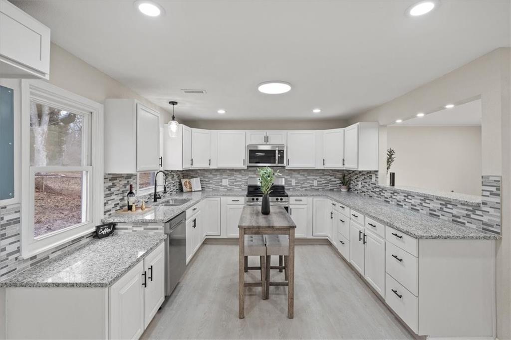 Listing Photo MLS #HMS2596782