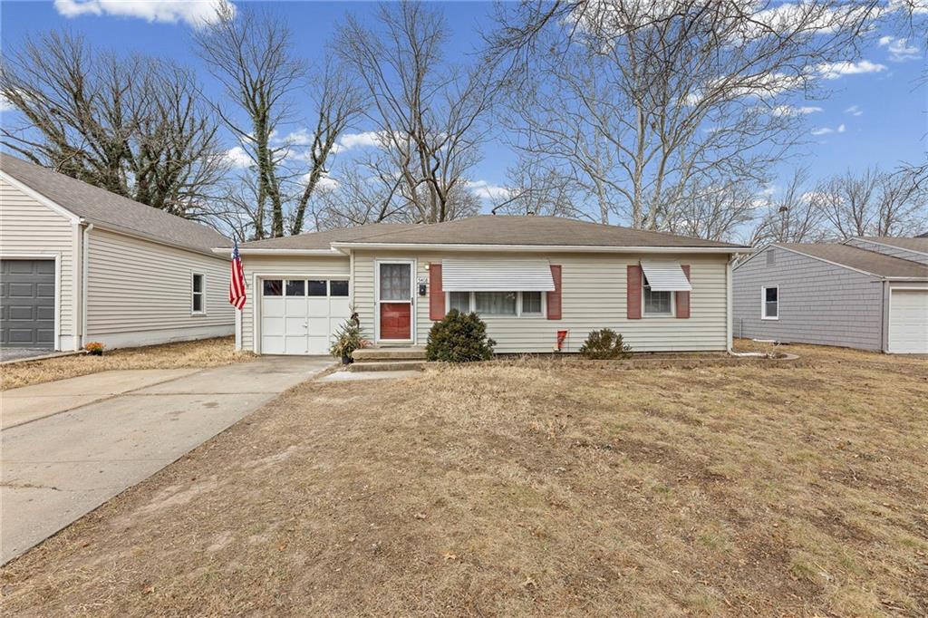 Listing Photo MLS #HMS2597024