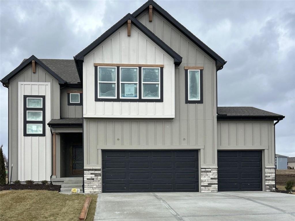 Listing Photo MLS #HMS2597307