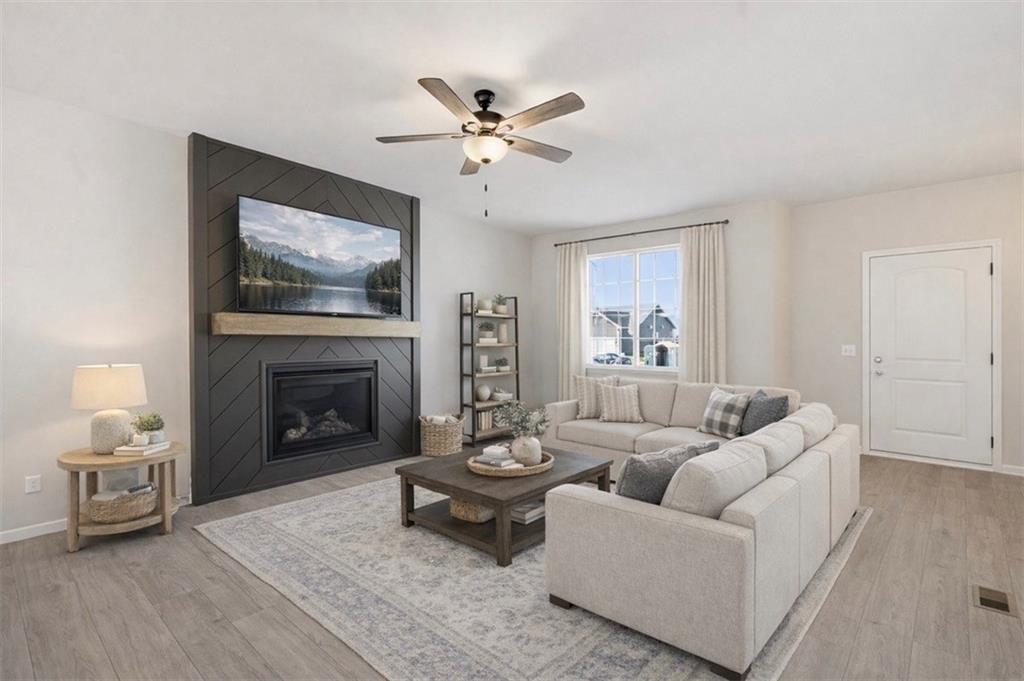 Listing Photo MLS #HMS2598711