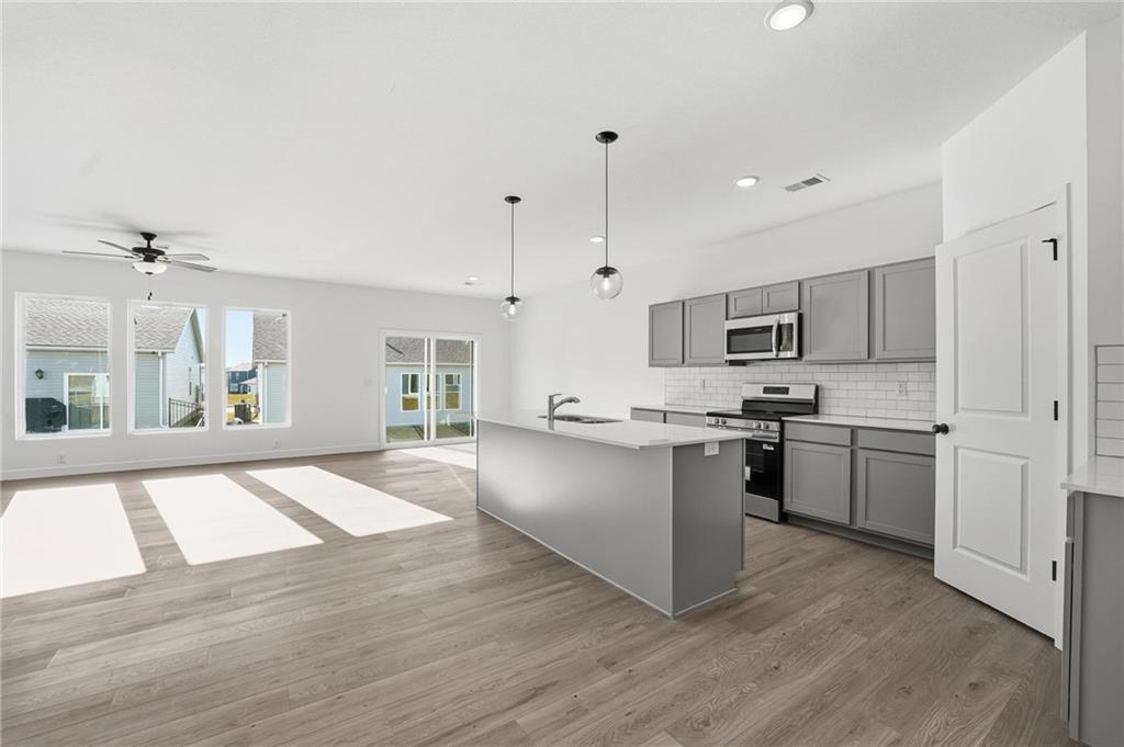 Listing Photo MLS #HMS2599238