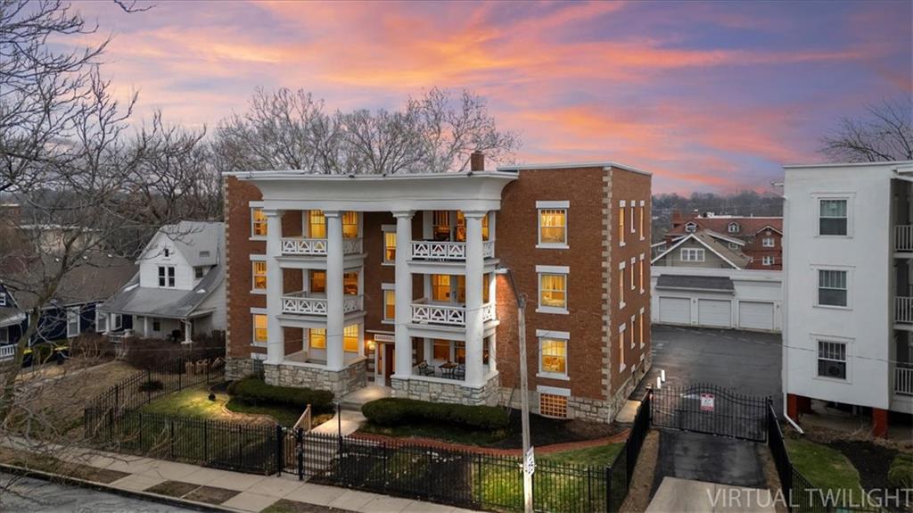 Listing Photo MLS #HMS2600727