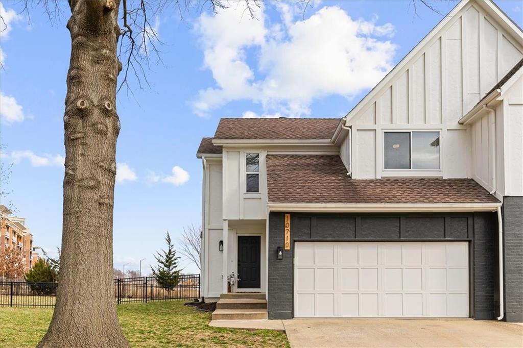 Listing Photo MLS #HMS2600899