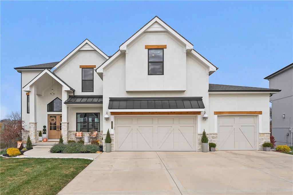 Listing Photo MLS #HMS2600964