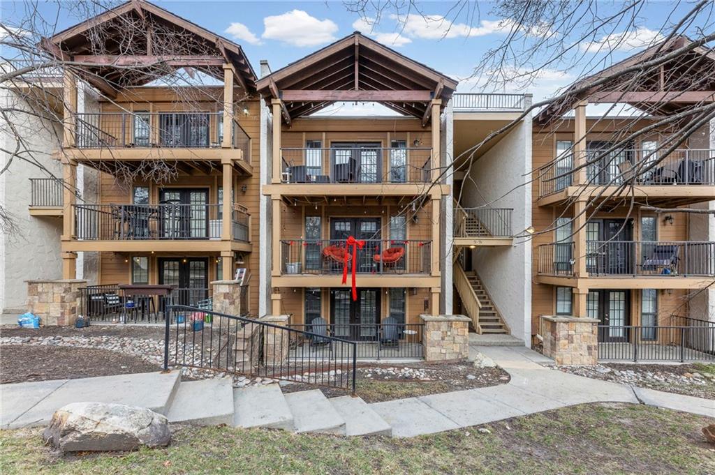 Listing Photo MLS #HMS2602033