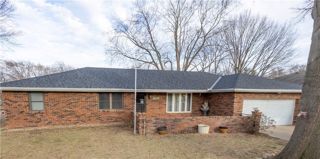 Listing Photo MLS #HMS2602957