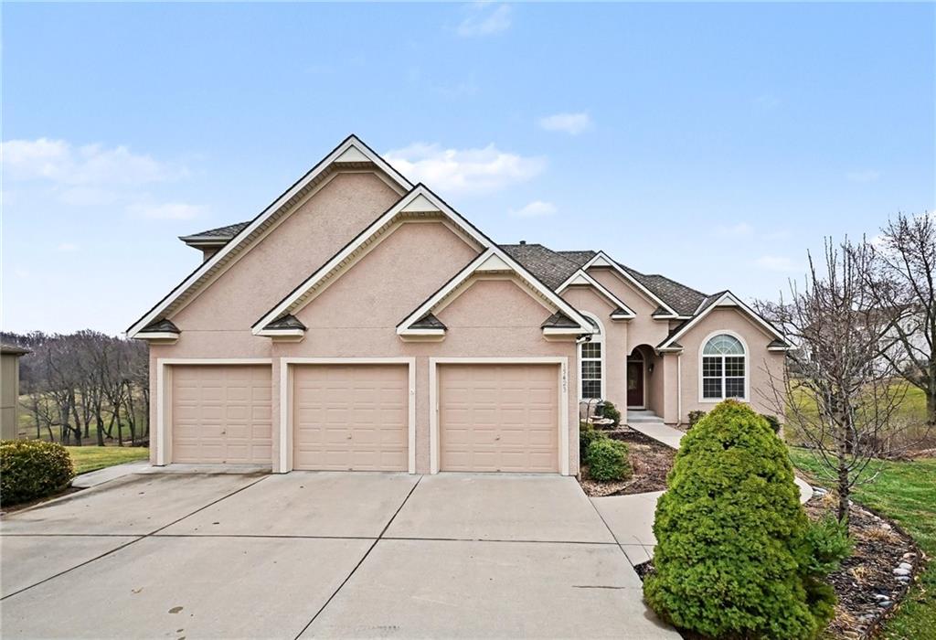 Listing Photo MLS #HMS2603052