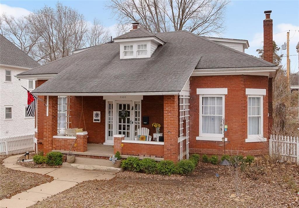 Listing Photo MLS #HMS2603071