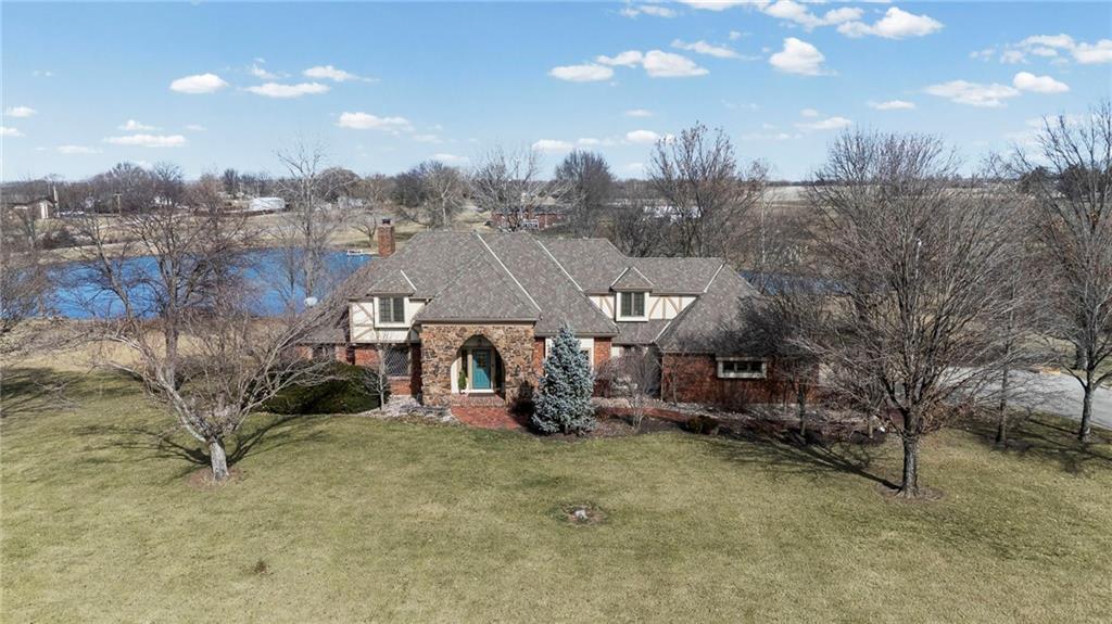 Listing Photo MLS #HMS2603092