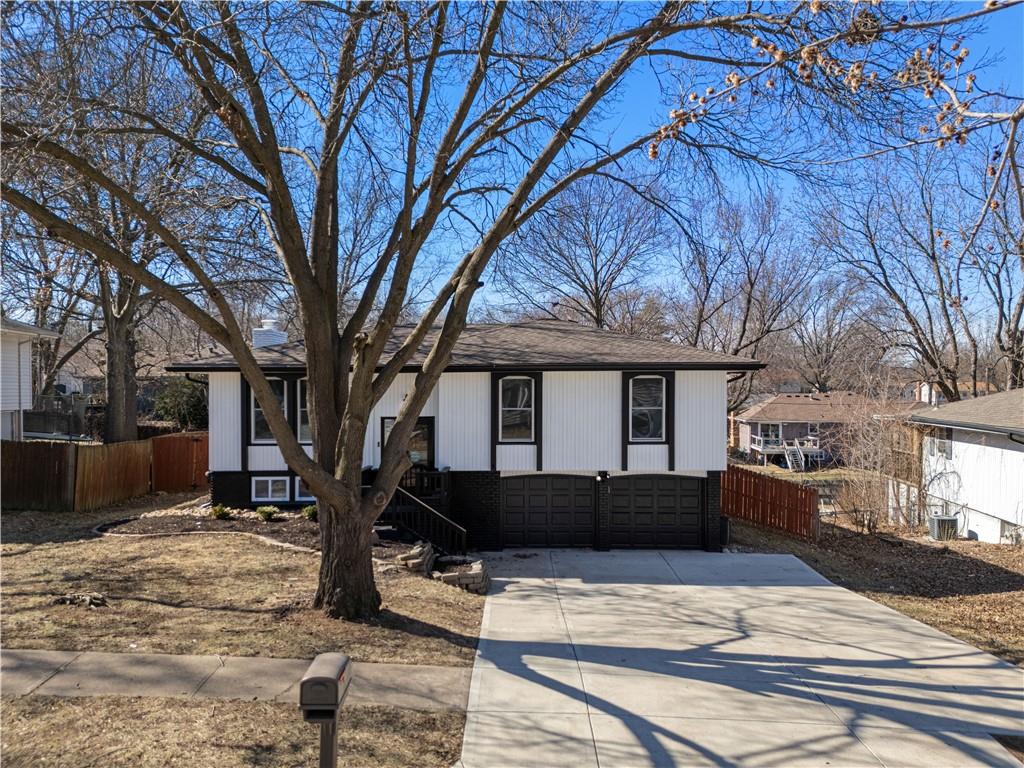 Listing Photo MLS #HMS2603167