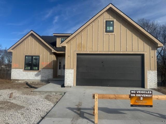 Listing Photo MLS #HMS2603216