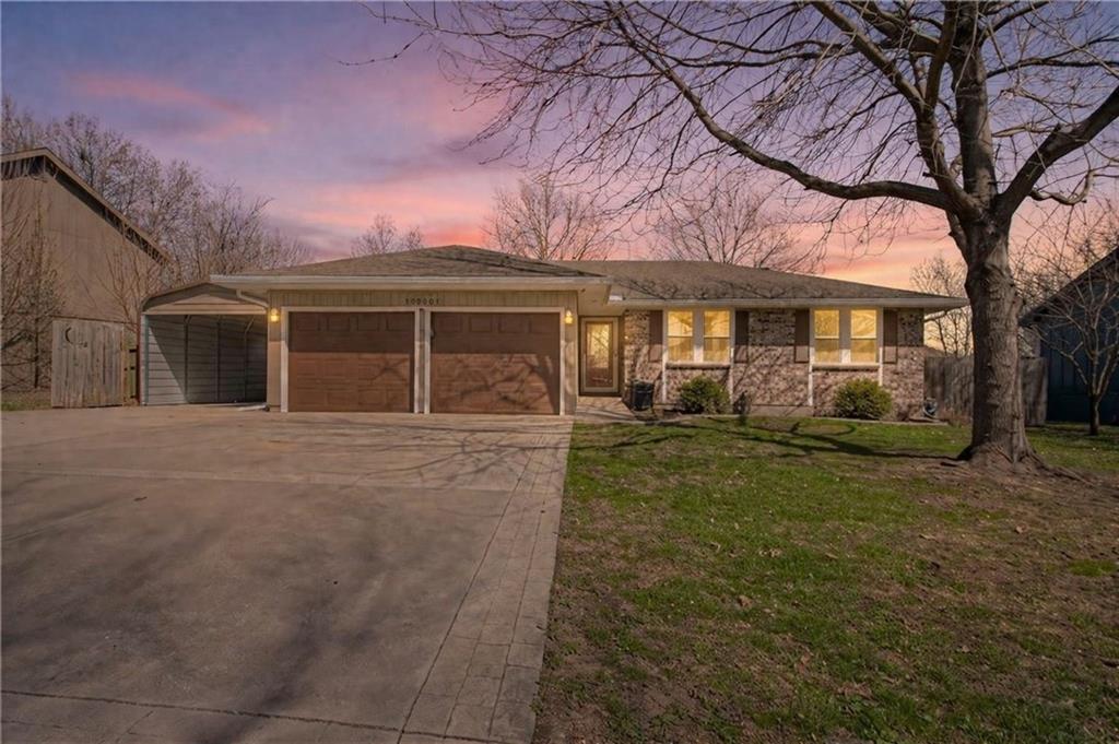 Listing Photo MLS #HMS2603320