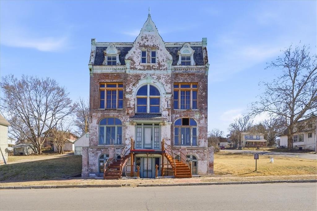 Listing Photo MLS #HMS2603421