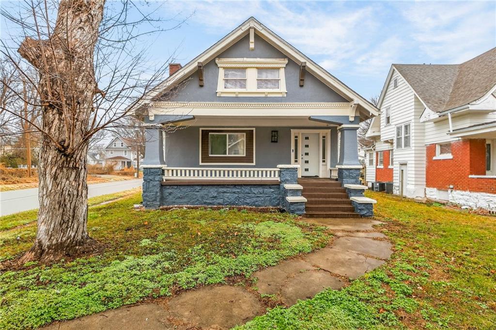 Listing Photo MLS #HMS2603545