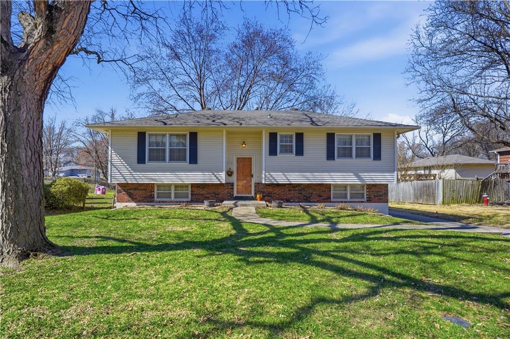 Listing Photo MLS #HMS2603579