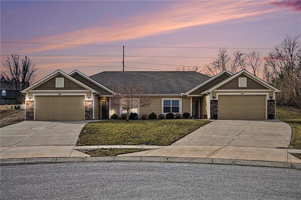 Listing Photo MLS #HMS2603937