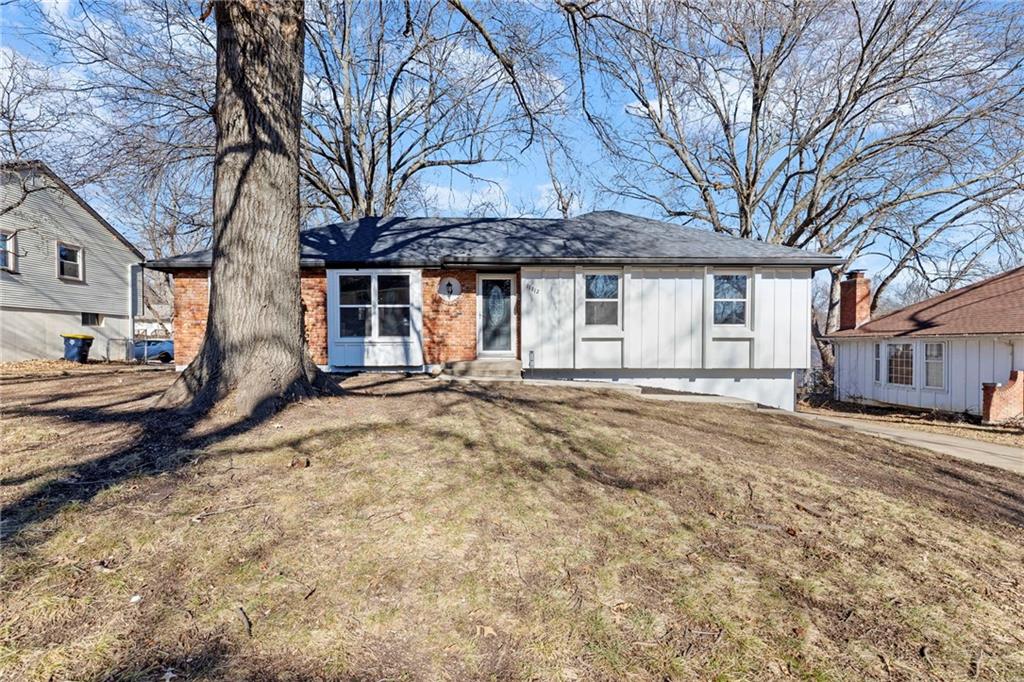 Listing Photo MLS #HMS2604312