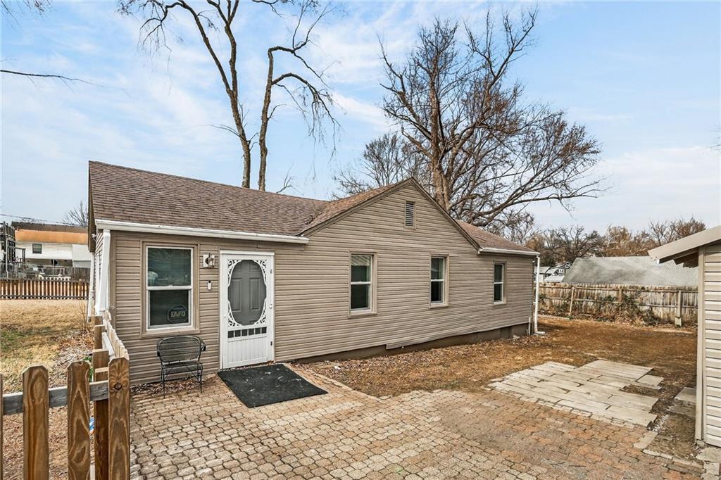 Listing Photo MLS #HMS2604599