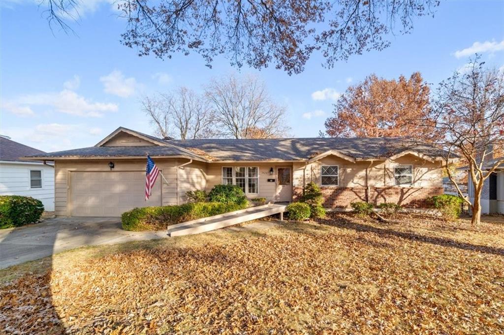 Listing Photo MLS #HMS2605053