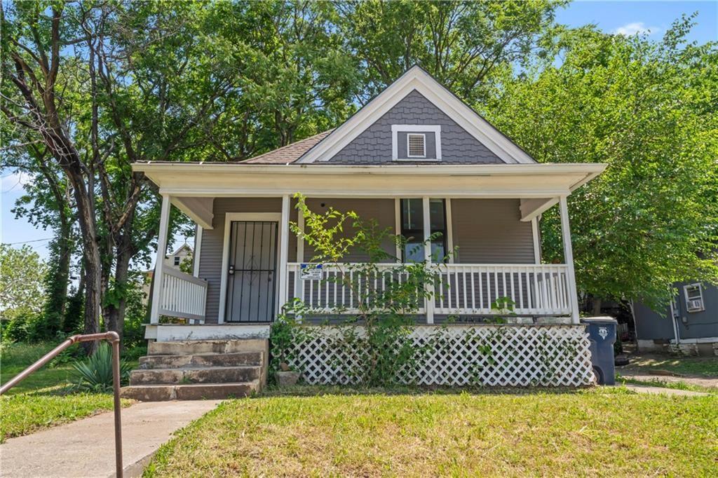 Listing Photo MLS #HMS2605275