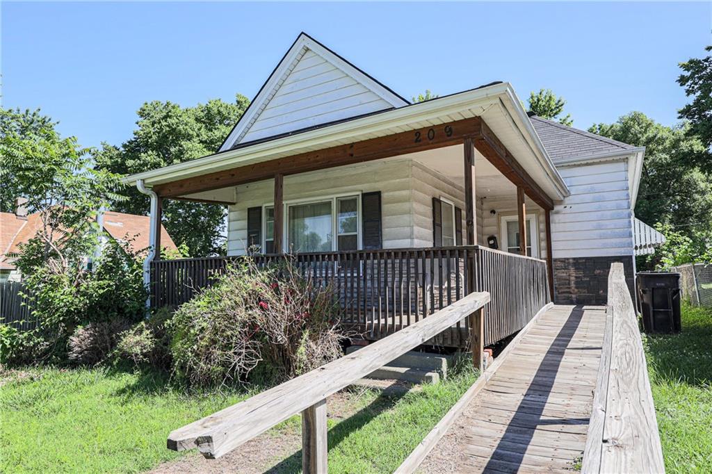 Listing Photo MLS #HMS2605646