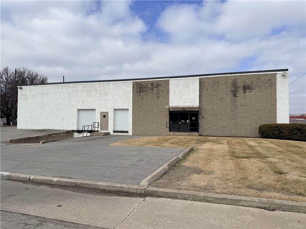 Listing Photo MLS #HMS2605939