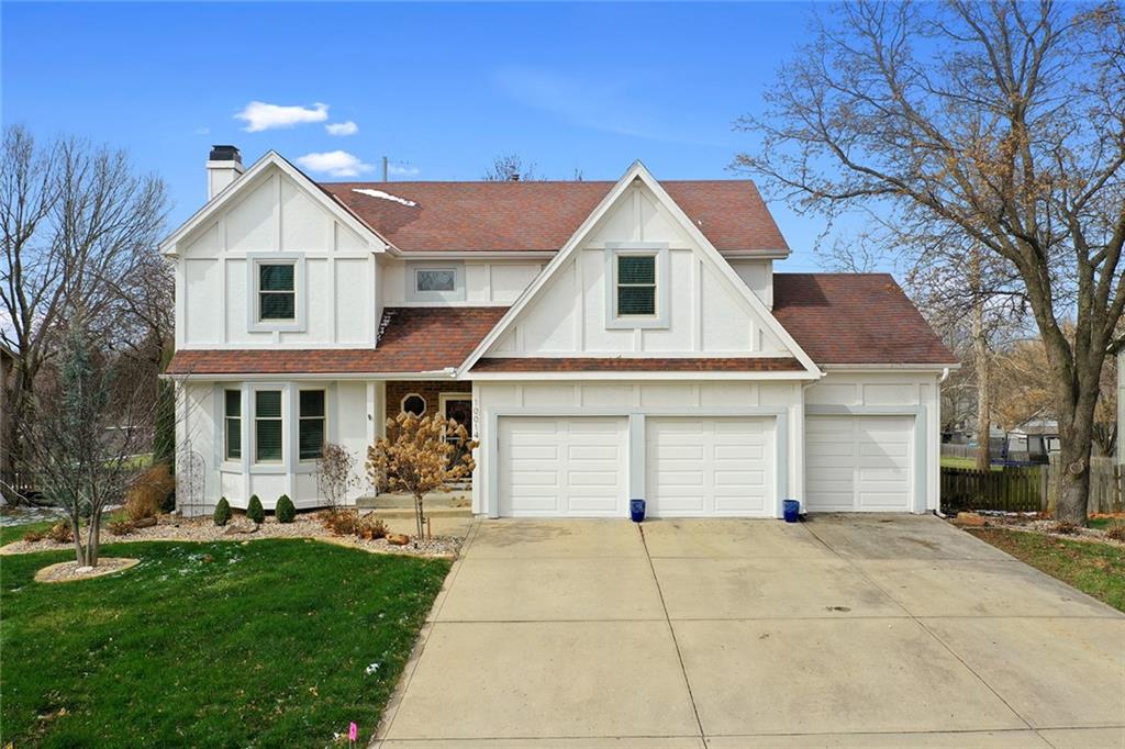 Listing Photo MLS #HMS2606429