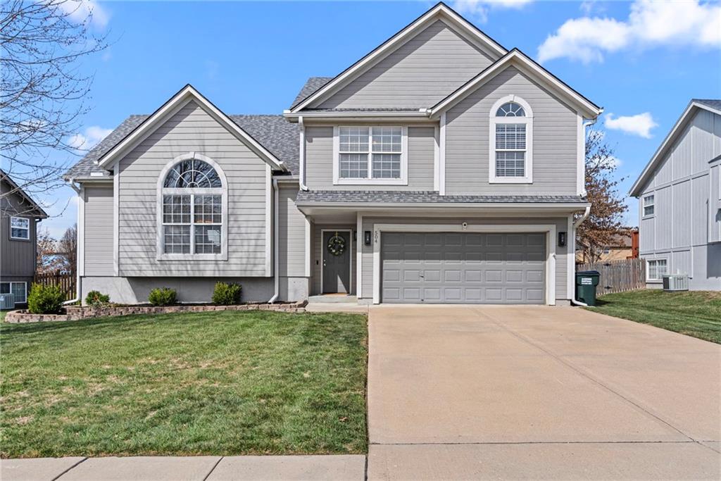 Listing Photo MLS #HMS2606556