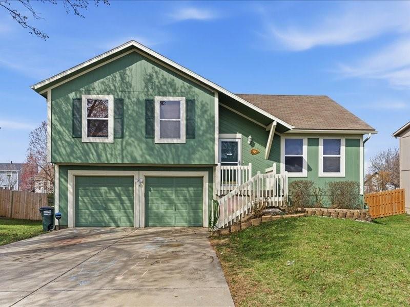 Listing Photo MLS #HMS2607533