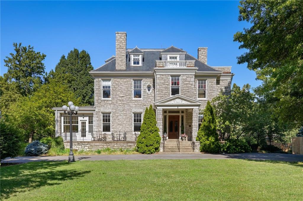 Listing Photo MLS #HMS2607721