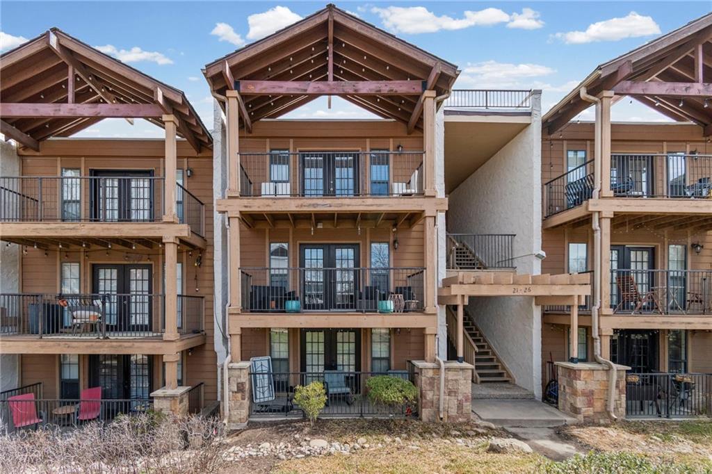 Listing Photo MLS #HMS2607824