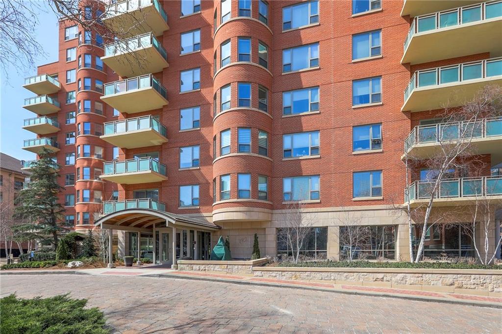 Listing Photo MLS #HMS2608311