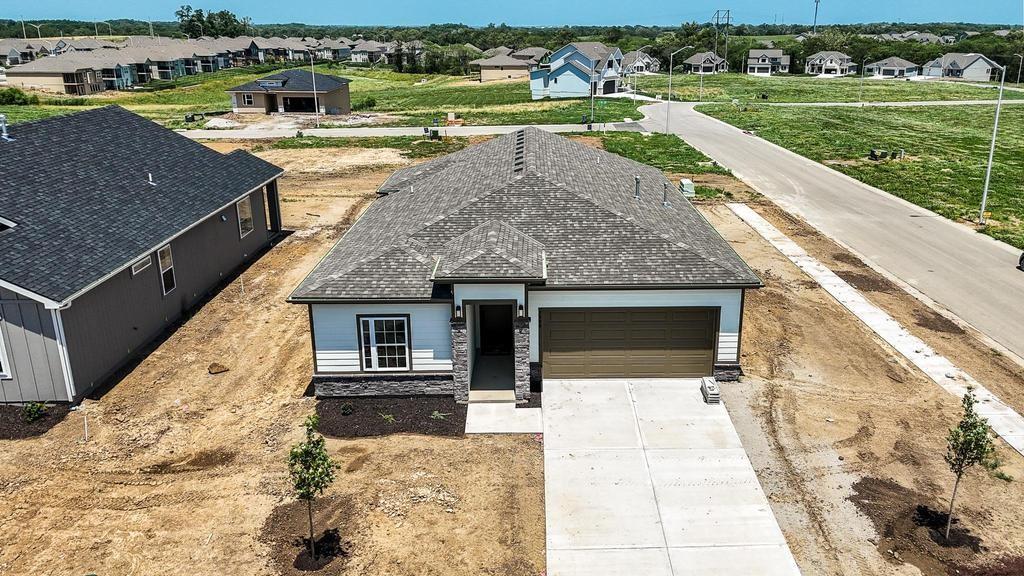 Listing Photo MLS #HMS2609104