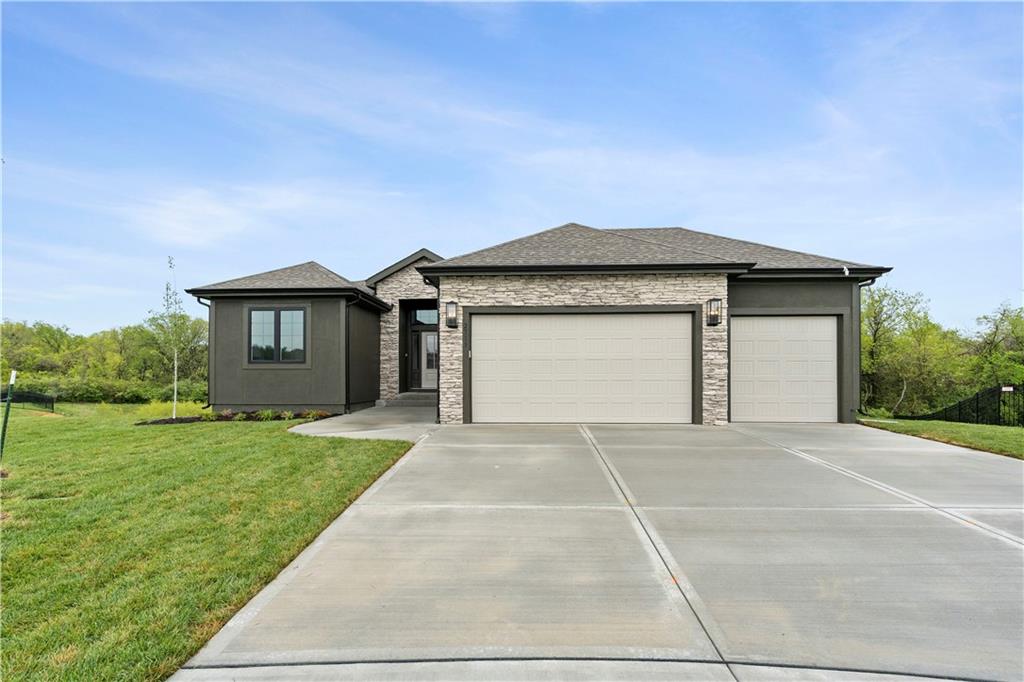 Listing Photo MLS #HMS2609353