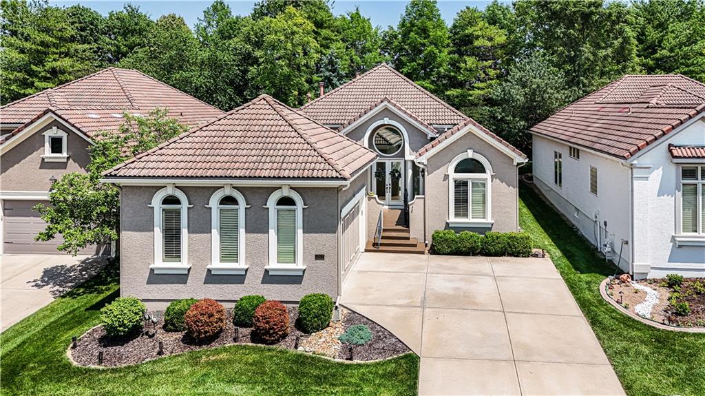 Listing Photo MLS #HMS2609400