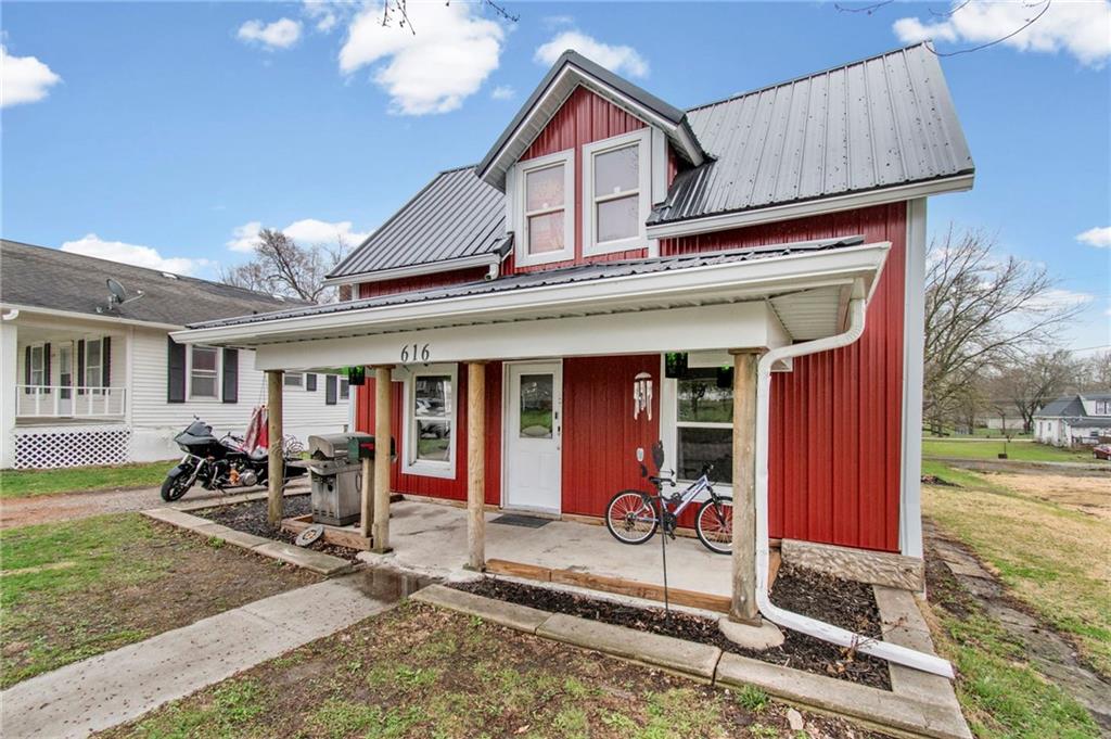 Listing Photo MLS #HMS2609586