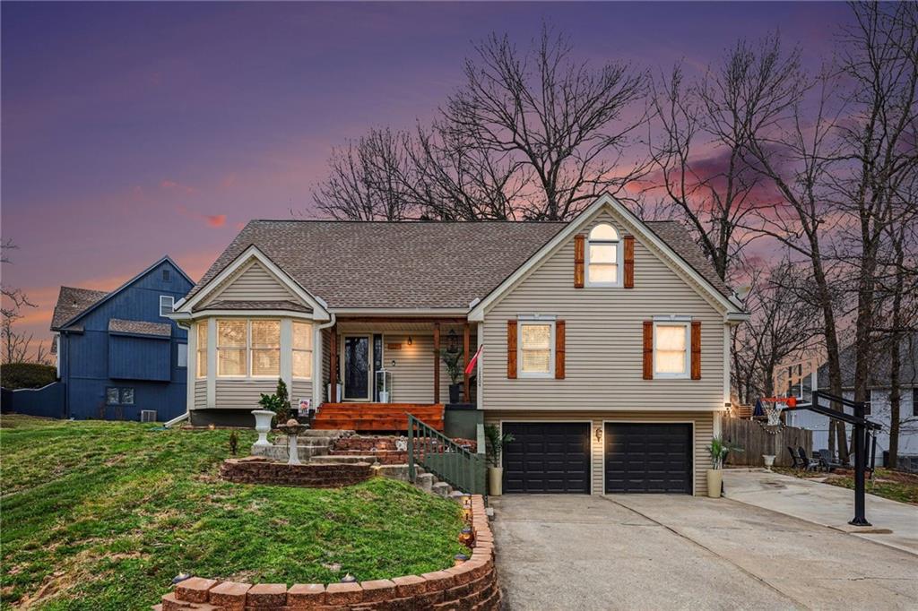 Listing Photo MLS #HMS2609707