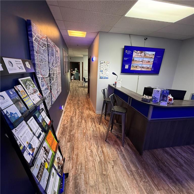 Listing Photo MLS #HMS2609958