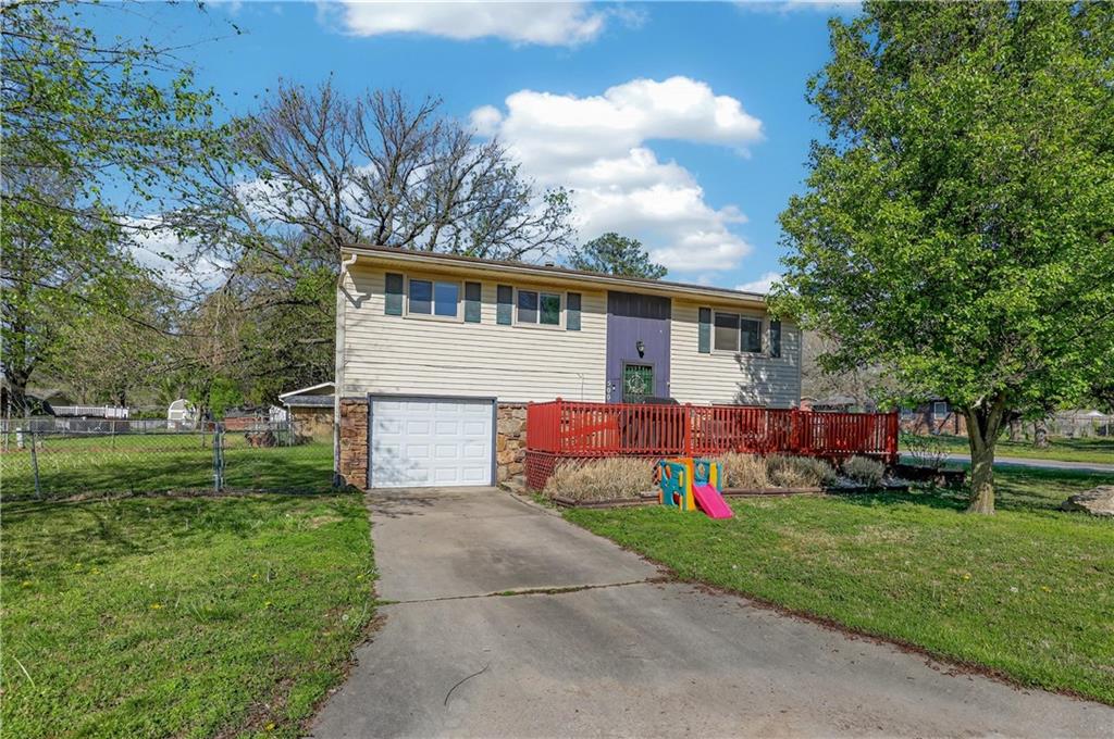 Listing Photo MLS #HMS2610738