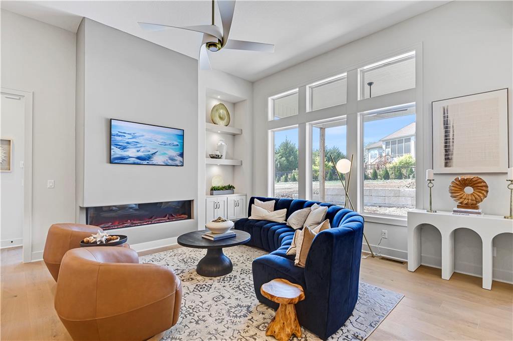 Listing Photo MLS #HMS2612138