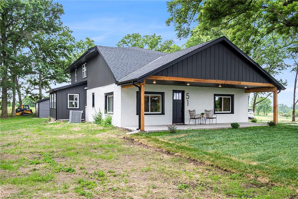 Listing Photo MLS #HMS2612706